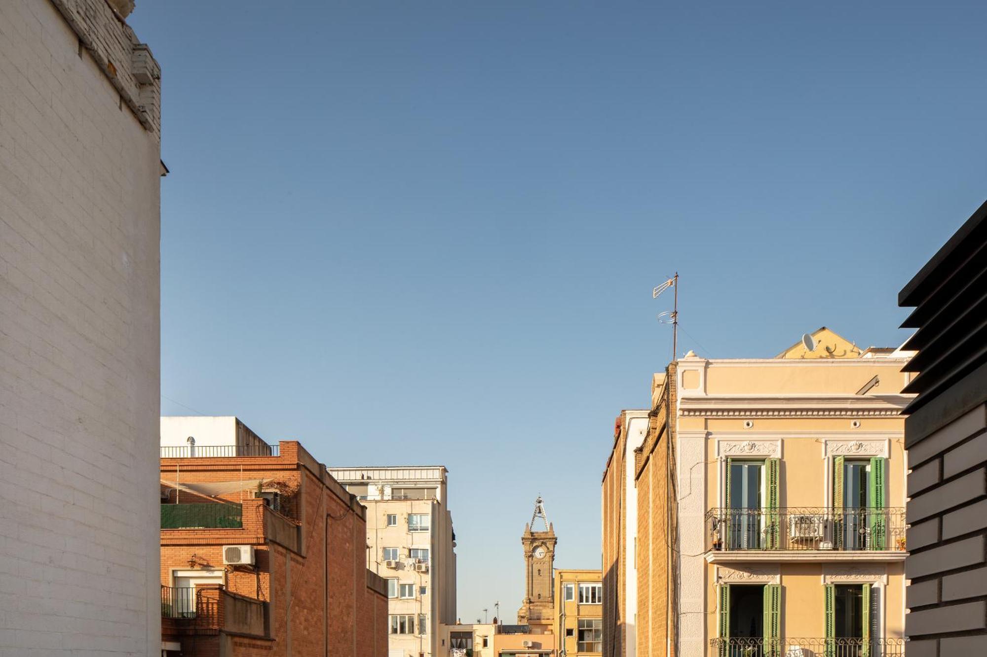 One-Bedroom Apartment Terrace,1758379790:JPEG