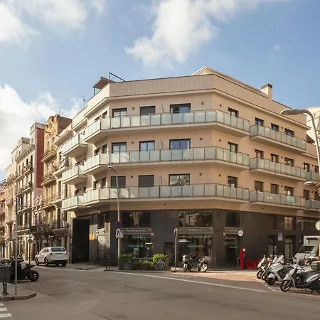 Feelathome Plaza Apartments-3